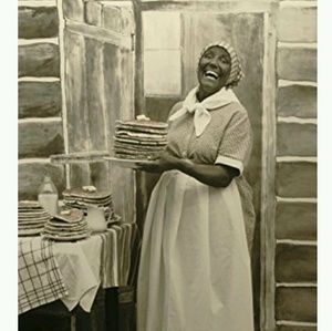 Meet your Posher, Layla